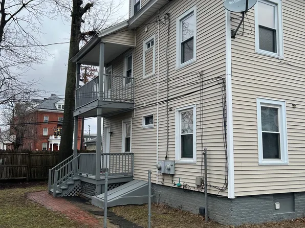 14 Massachusetts Ave #2, Springfield, MA 01109