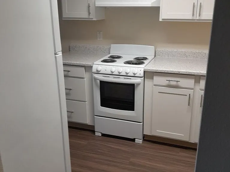 Oakview Terrace Apartments — Photo 2