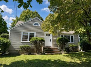 15 Elnew Ave, Beverly, MA 01915