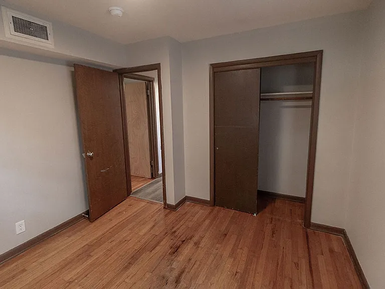 1804 Sylvan Ln — Photo 17