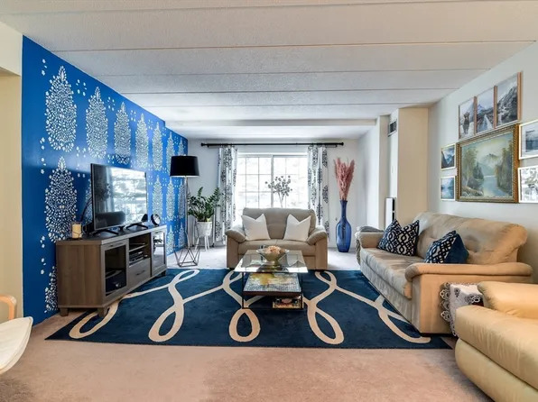 200 Captains Row APT 205, Chelsea, MA 02150