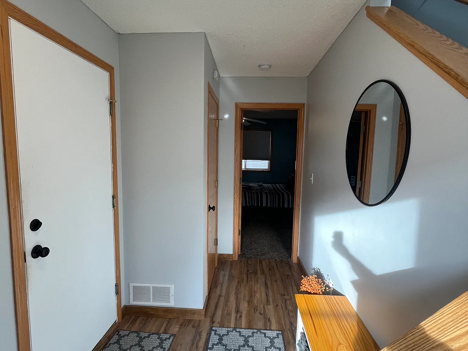 3 bed, 1272 sqft, $1,800 — Photo 2