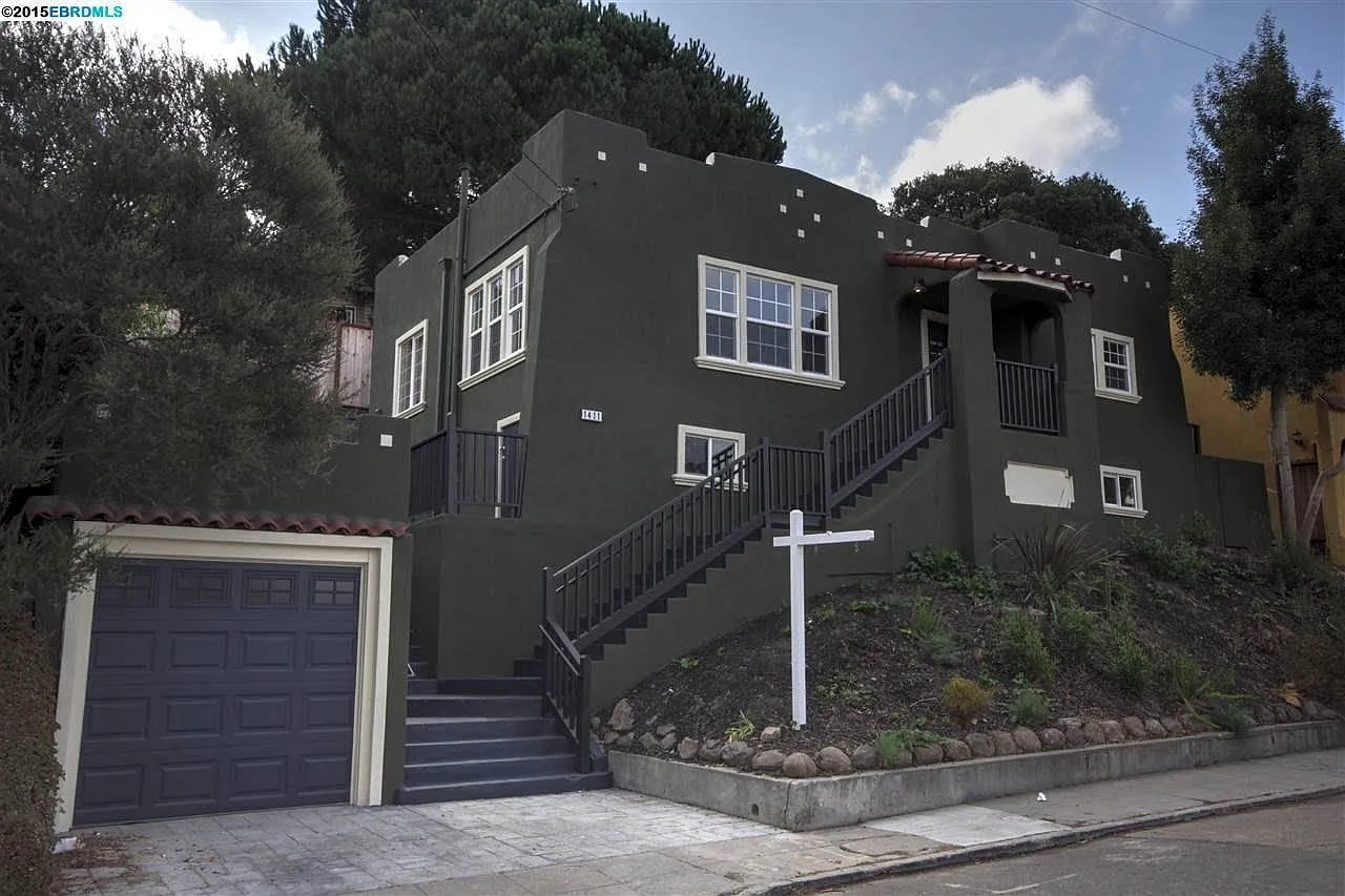 1411 Holman Rd photo 1