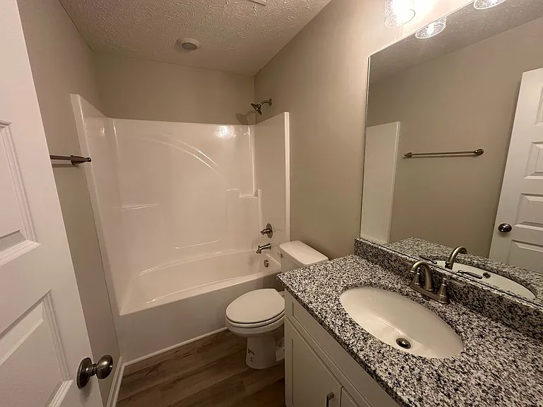 1850 Madison St #302 — Photo 16