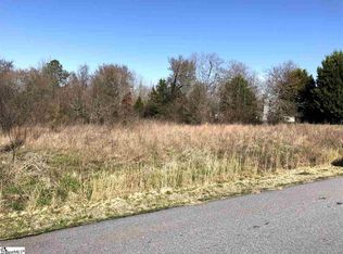 204 Enchanted Oaks Dr, Waterloo, SC 29384