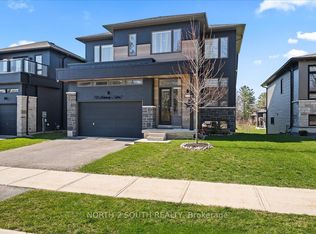 118 Berkely St, Wasaga Beach, ON L9Z 0K5