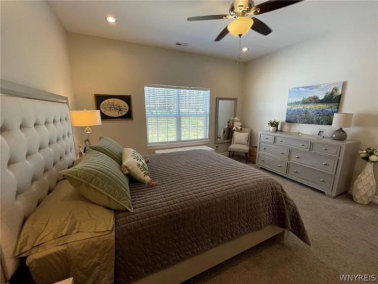 5281 Chestnut Rdg — Photo 9