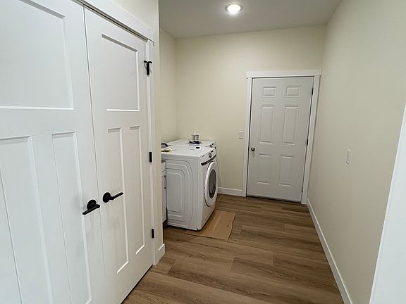 4th image of 310 N 2nd St