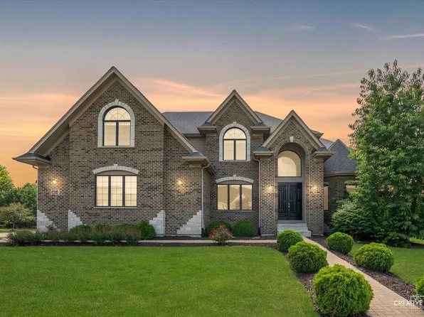 4604 Shumard Ln, Naperville, IL 60564