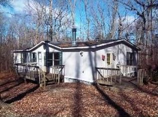 130 Old Country Ln, Carnesville, GA 30521