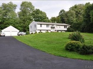 19 Lakeview Rd, Carmel, NY 10512