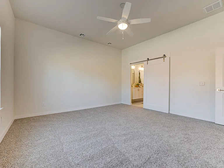7901 Behr Dr — Photo 32
