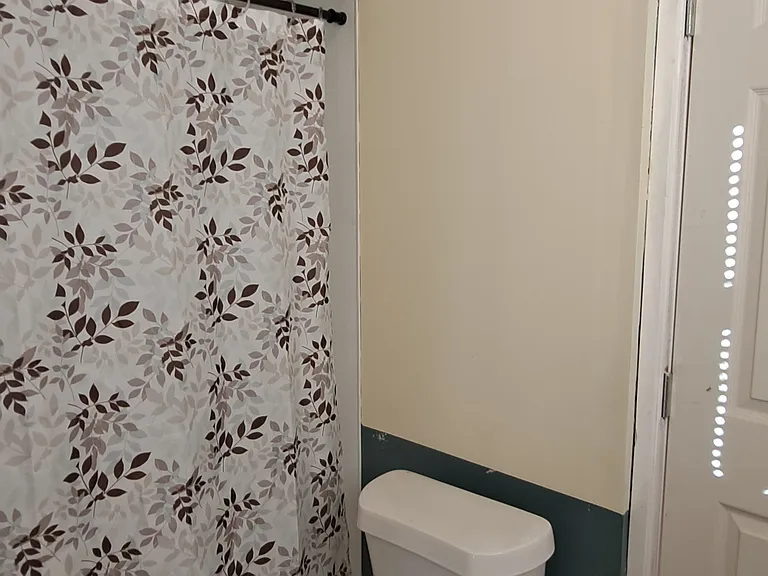2203 Broad St — Photo 3