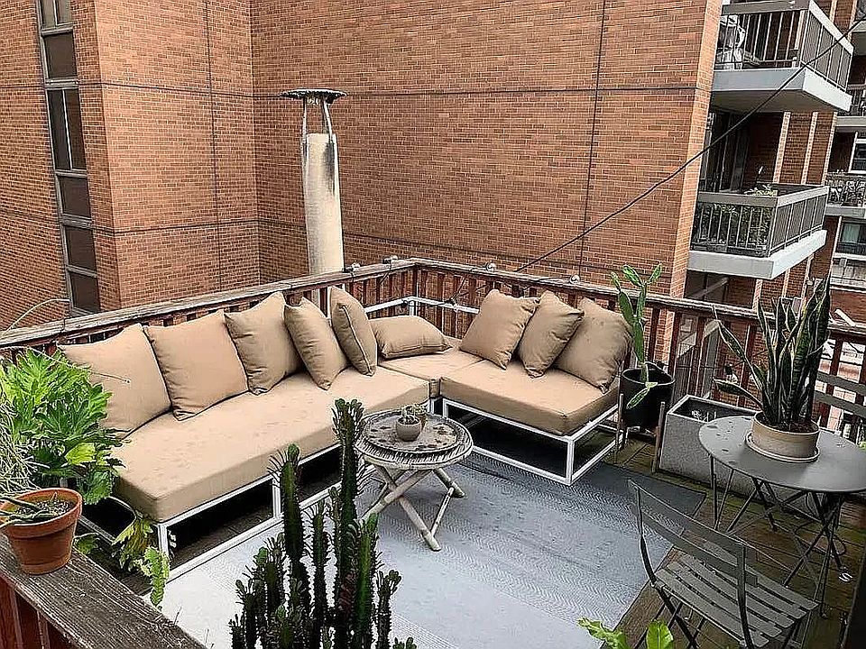 1st image of 241 E 58th St #Pht