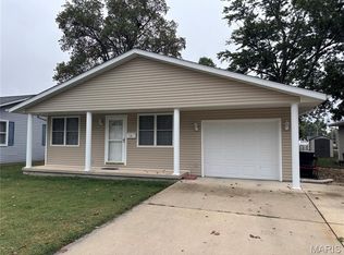 118 W Green St, Mascoutah, IL