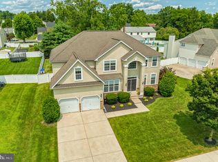 4 Enclave Ct, Marlton, NJ 08053