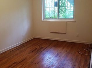 3117 30th St #1, Astoria, NY 11106