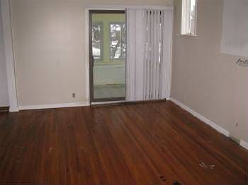 3rd image of 29143 Evergreen St