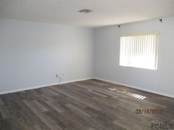 3rd image of 23 Lake Forest Ct