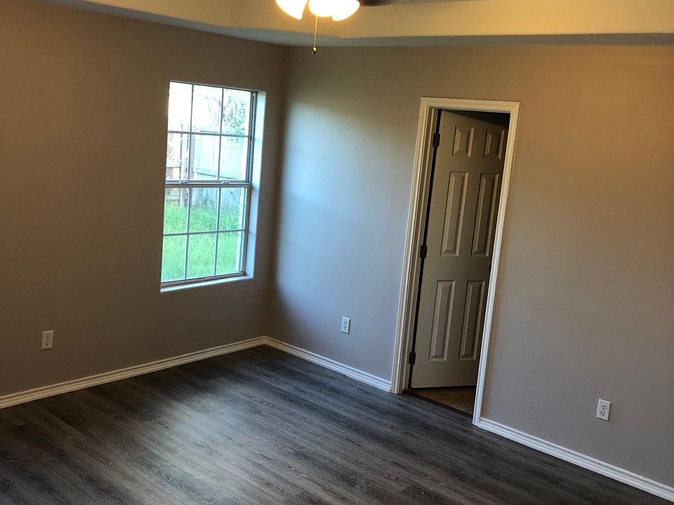 1st image of 2683 Pompeii St