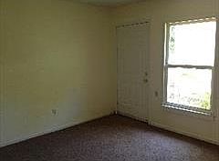 3rd image of 4029 42nd St