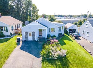 171 Parkview Ter, Rochester, NY 14617