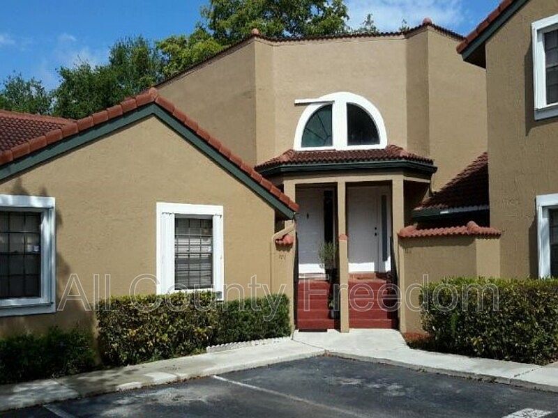 1st image of 9213 W Sunrise Blvd
