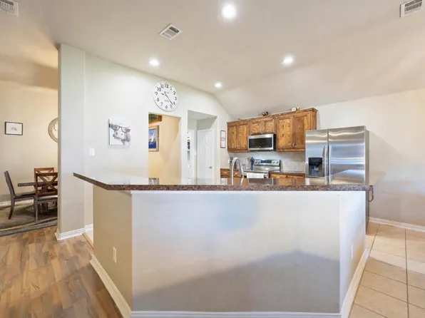 602 Mallard Dr, Nevada, TX 75173
