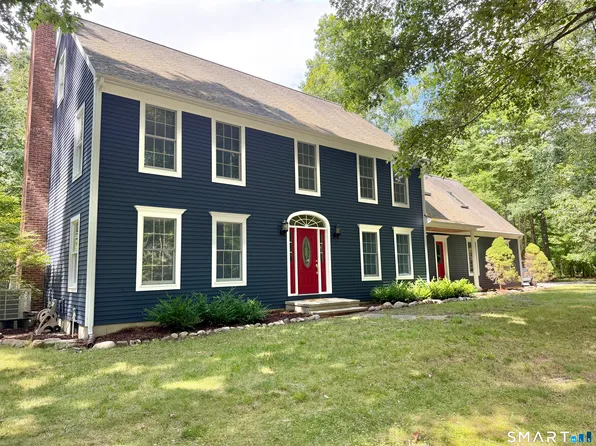 2 Myrica Way, Old Lyme, CT 06371