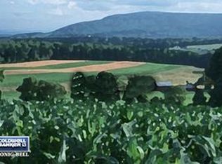 Teut Rd, Burlington, WI 53105