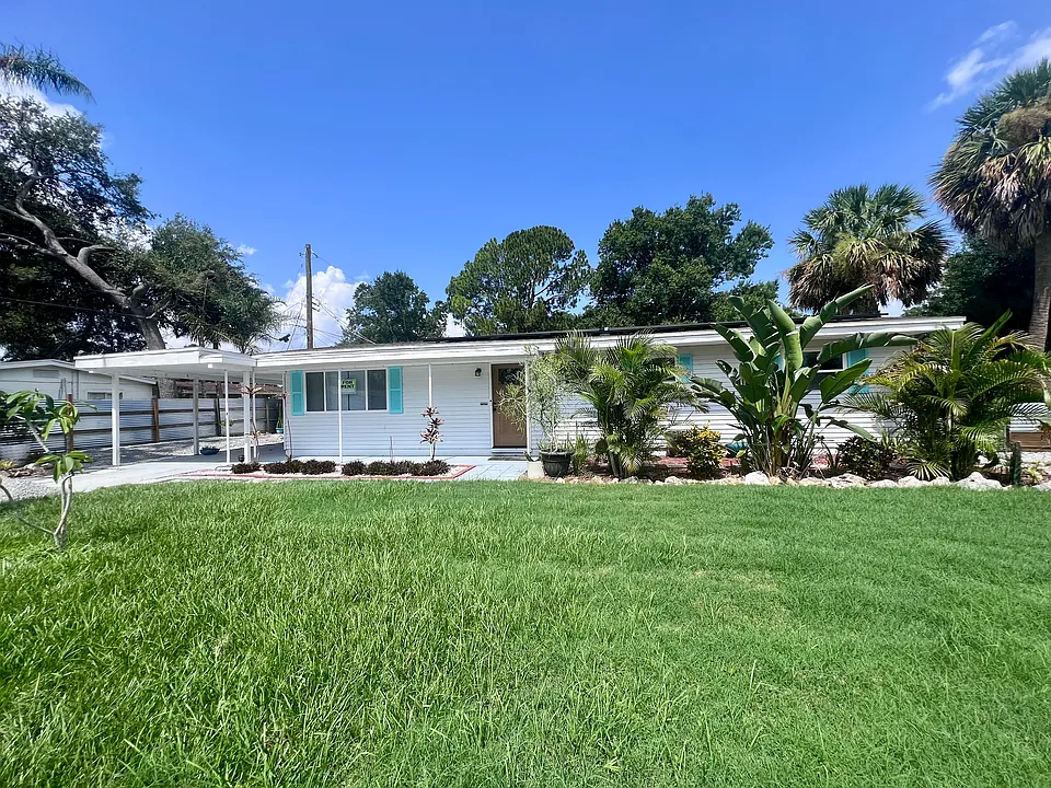 4700 W Leila Ave