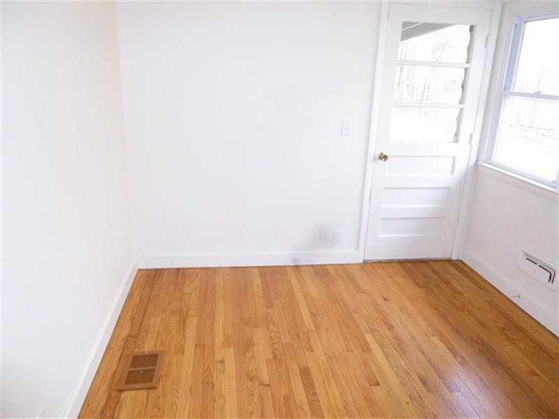 2nd image of 168 Clapboard Rd