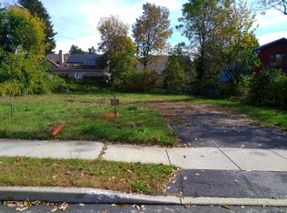44 Newton Ave, Saratoga Springs, NY 12866