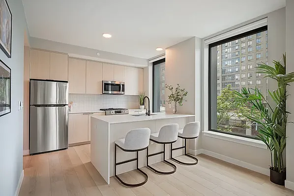 Rented by Living New York | media 41