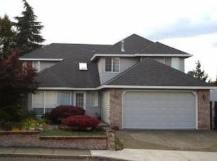 12449 SW Morning Hill Dr, Tigard, OR 97223