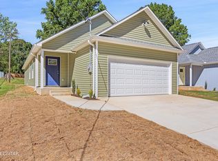 2032 W Main St, Milan, TN 38358