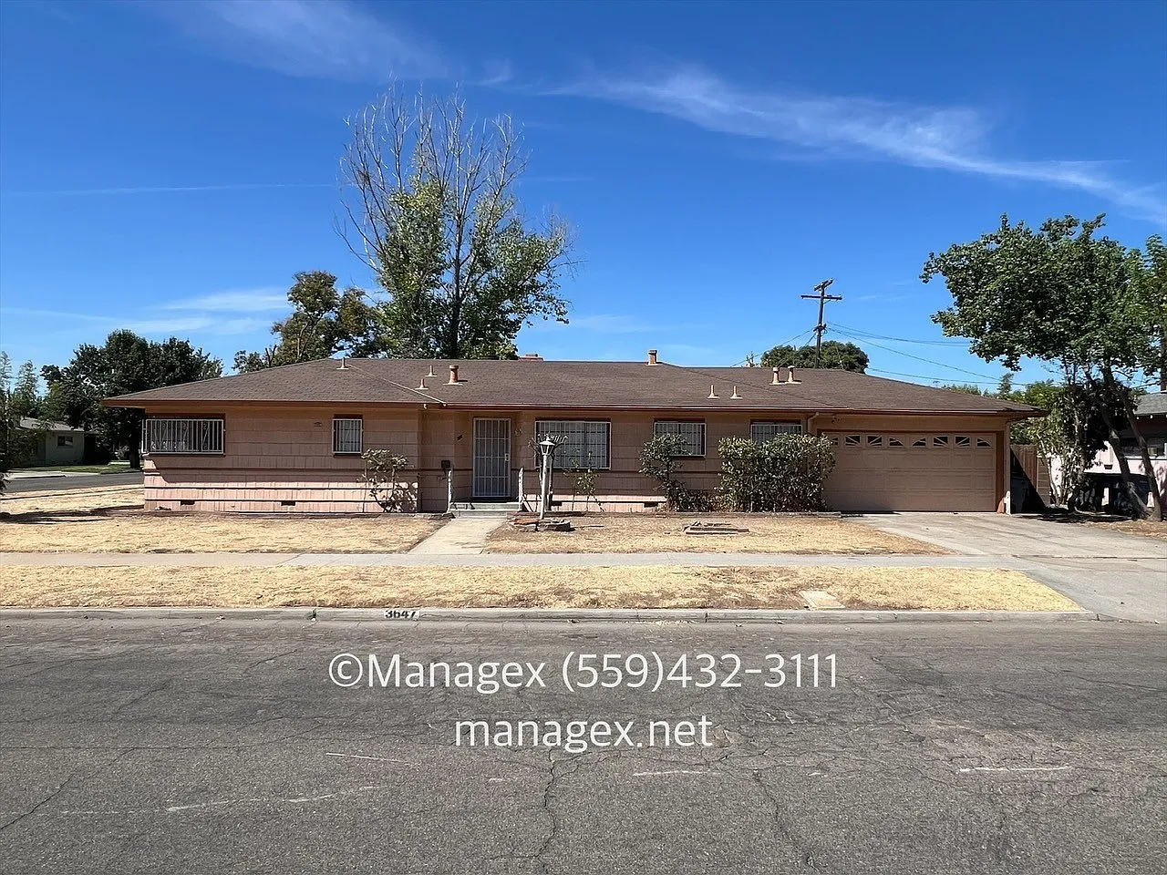 3 bed, 1.5 bath, 1312 sqft, $2,050 — Photo 1