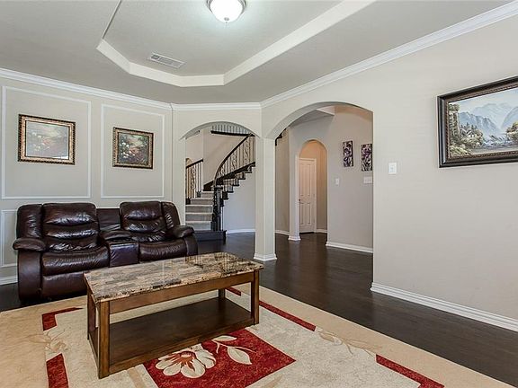 4th image of 3453 Berkwood Pl
