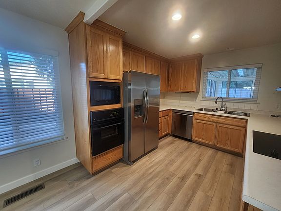 5th image of 1829 Rosetree Ct