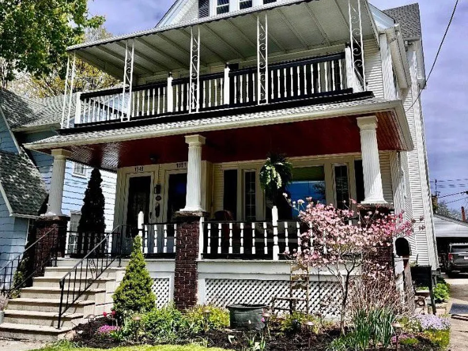 1351 Summit Ave #UPPER