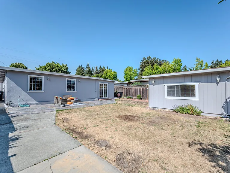 891 Lori Ave — Photo 29