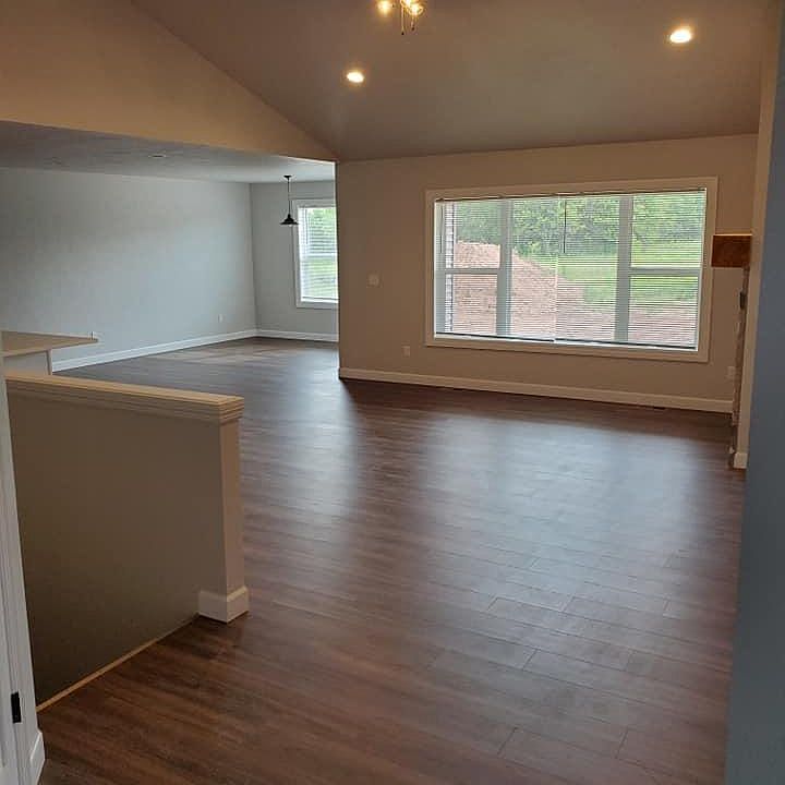 **Similar Living Room**