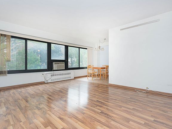 4th image of 3364 21st St #3A