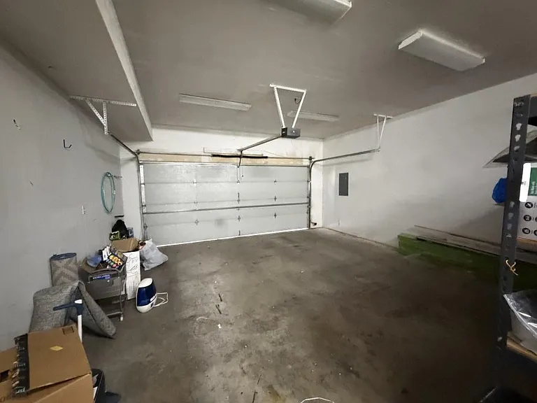 700 Solano Dr SE — Photo 20