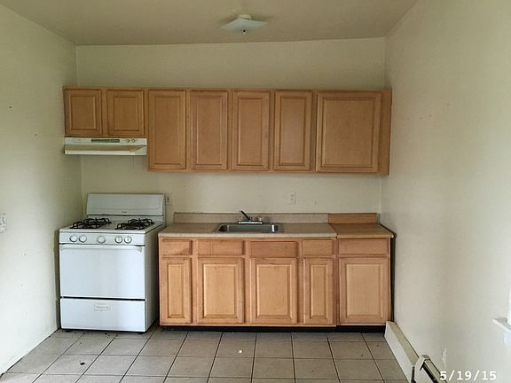 4th image of 501 N Grove St