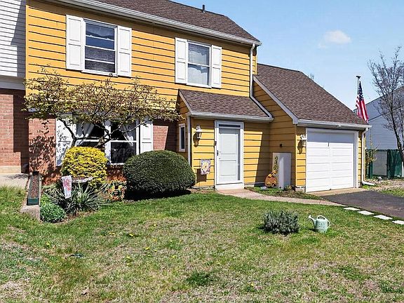 2nd image of 6670 Mayflower Dr