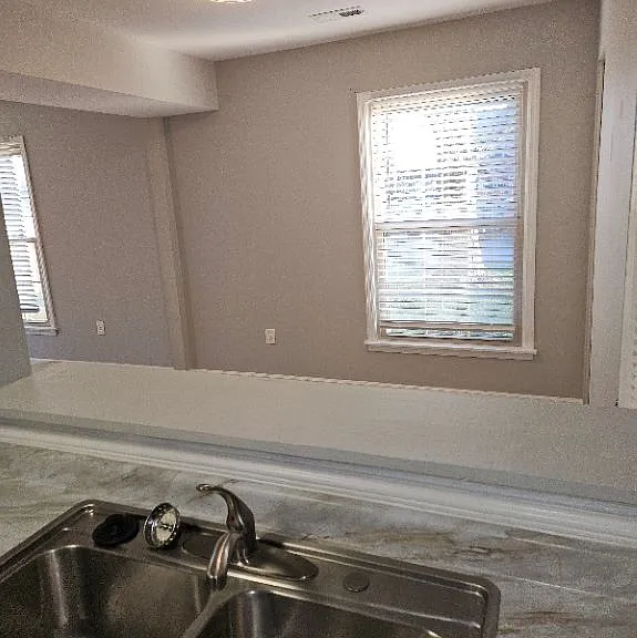 41 Winchester Pl #A — Photo 3
