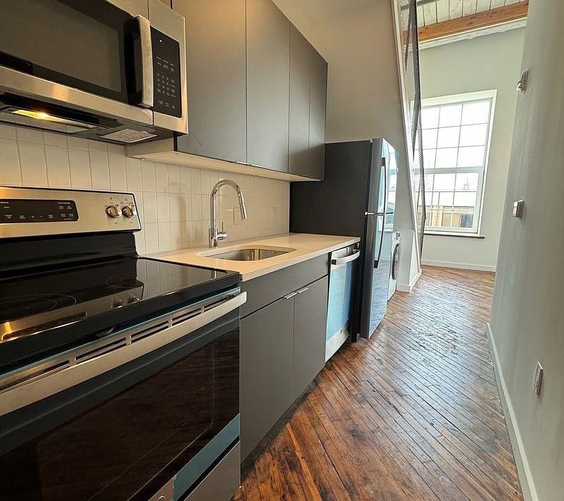 1st image of 500 E Broadway Ave #319
