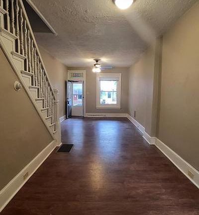 5th image of 1137 Locust St