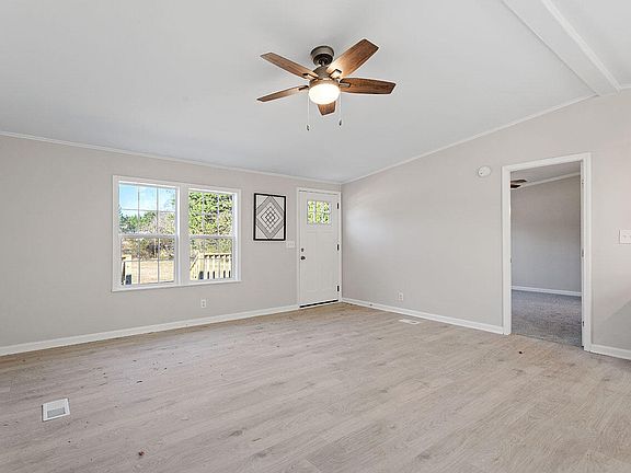 5th image of 2950 Wildberry Ct